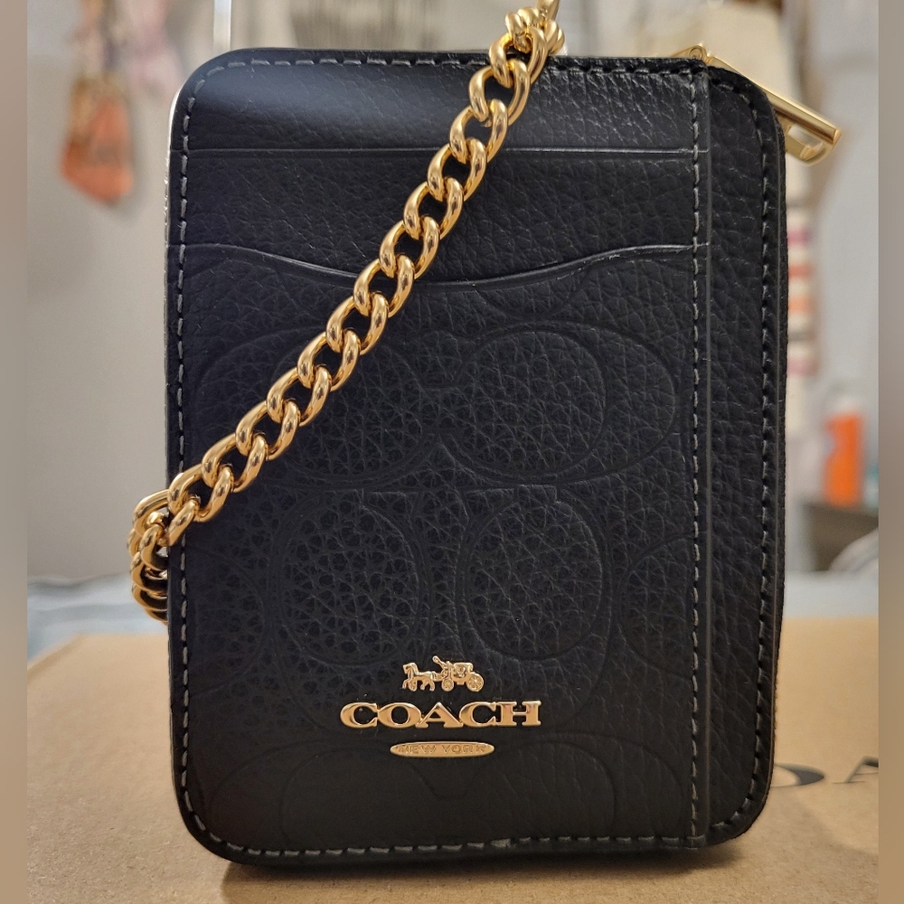 NWT Coach Zip Card Case